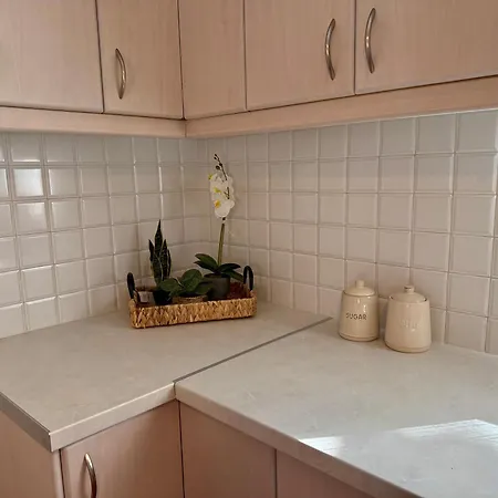 בית נופש Parian Marble House