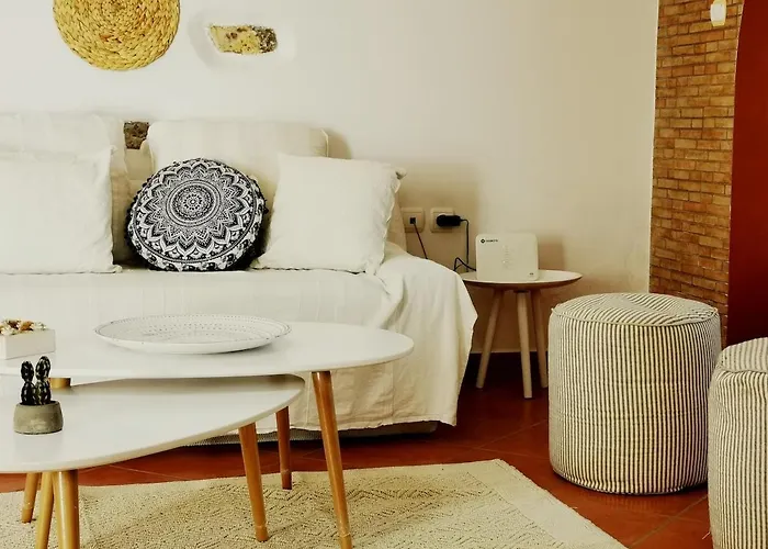 Parian Marble House Marathion