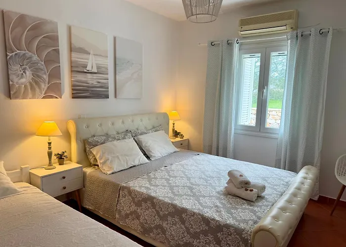 Parian Marble House Marathion