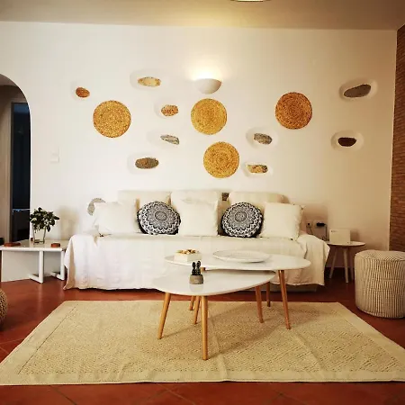 Vakantiehuis Parian Marble House