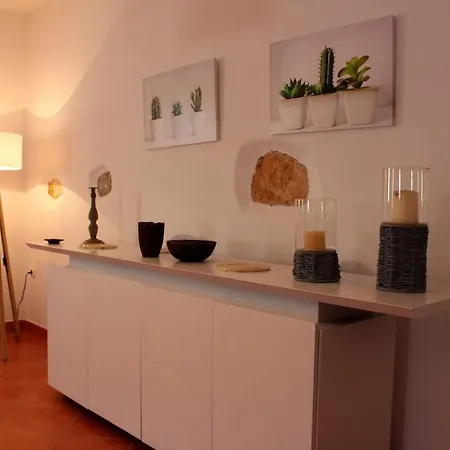 Vakantiehuis Parian Marble House