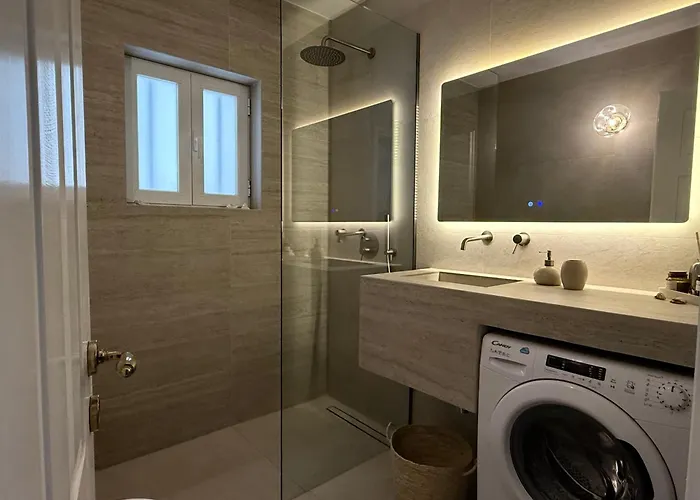 Parian Marble House Marathion